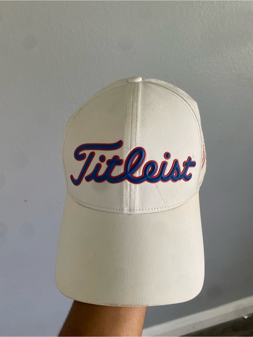 Titleist USA Flag Golf Hat | Off White Perforated Performance Strapback Cap NWOT